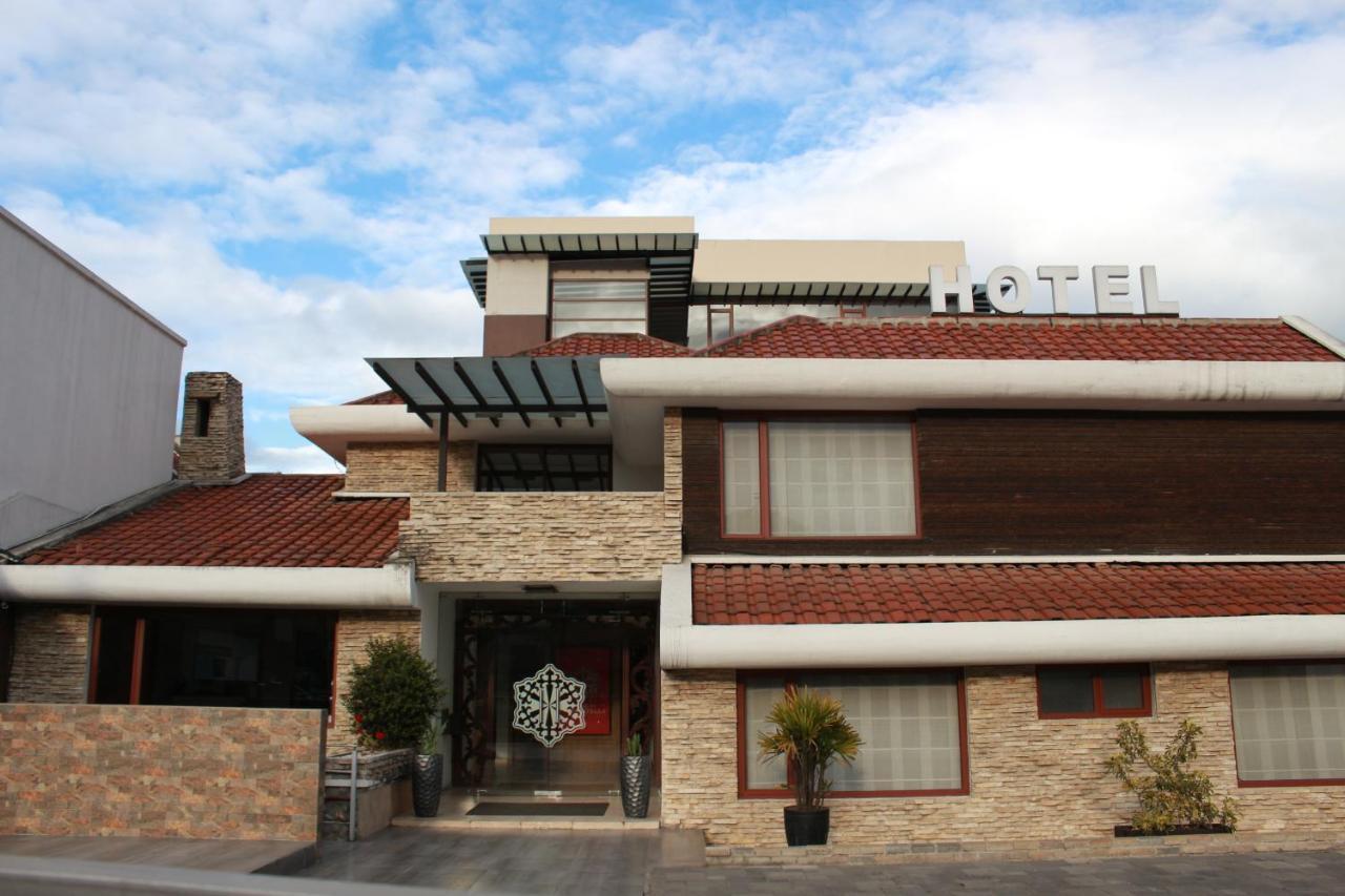 Hotel Santiago De Compostella Suites Cuenca Exteriér fotografie