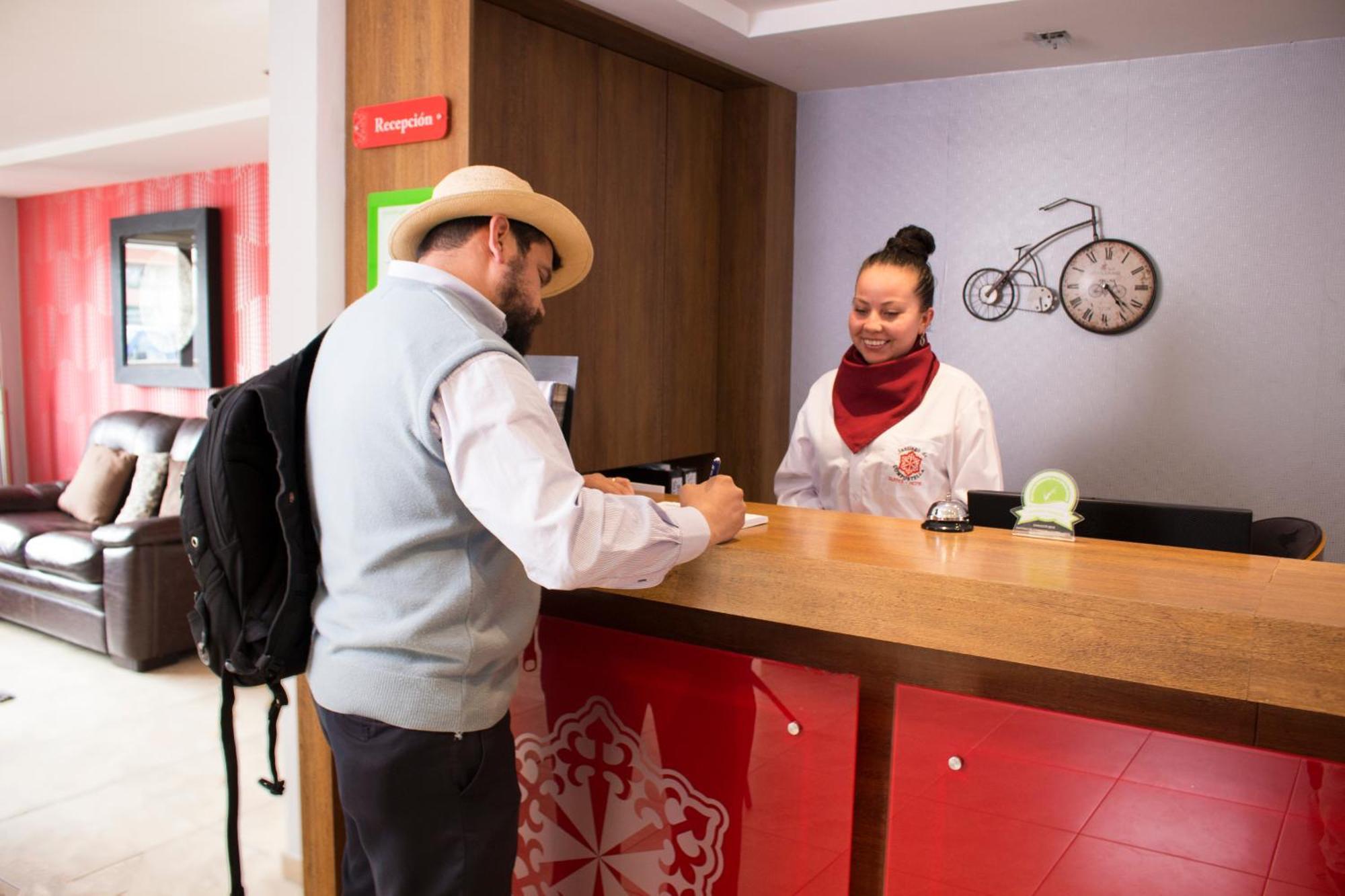 Hotel Santiago De Compostella Suites Cuenca Exteriér fotografie