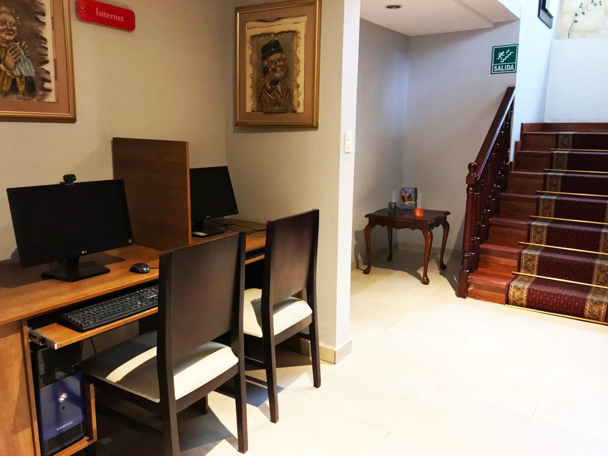 Hotel Santiago De Compostella Suites Cuenca Exteriér fotografie
